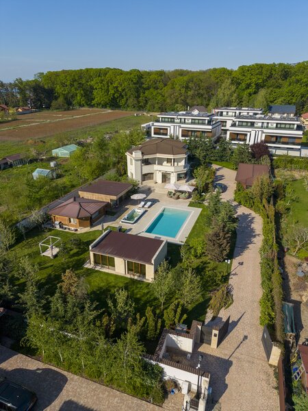 Snagov Sat, Conac Wellness, economisesti 1 mil. € fara taxa de lac.